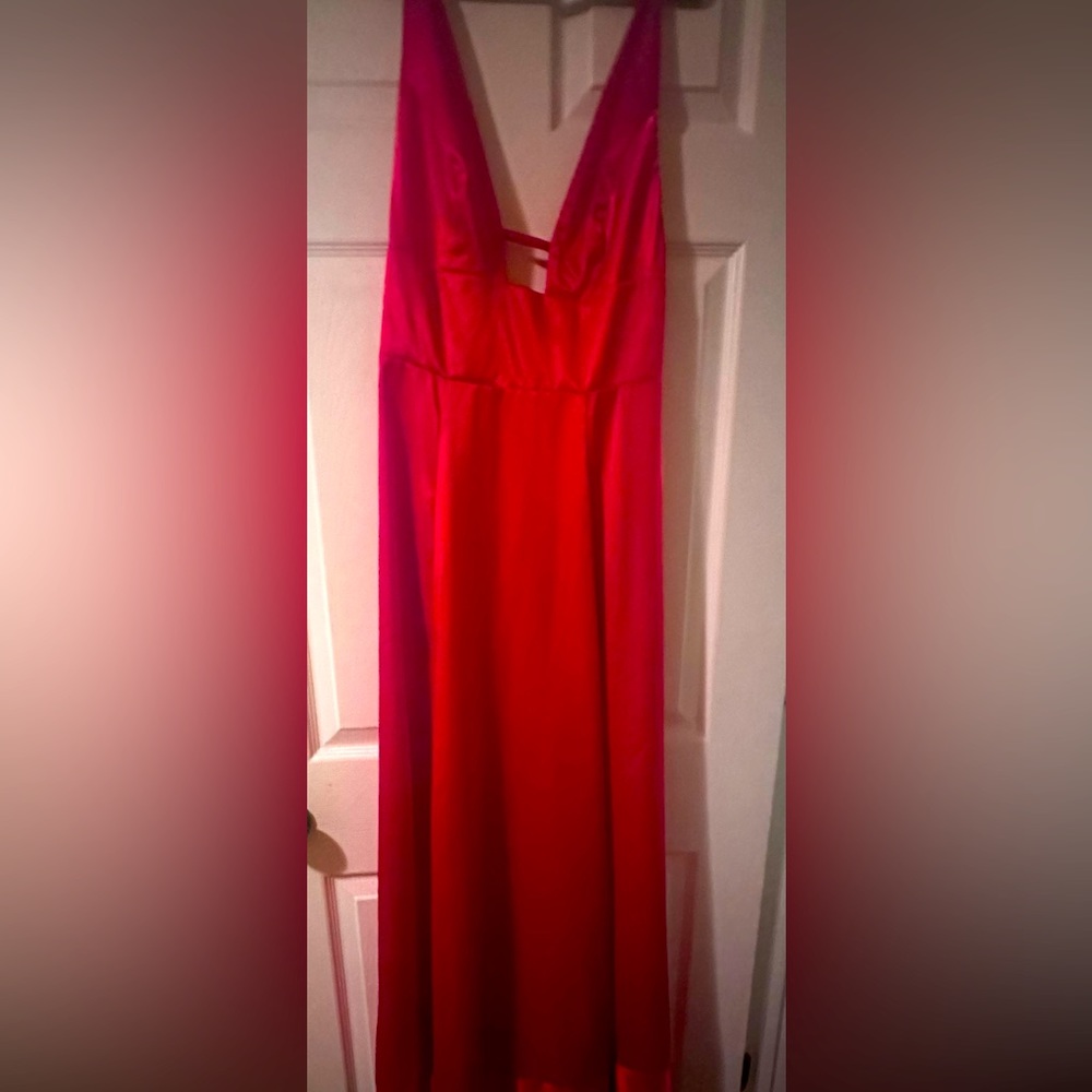 Red long dress size 8 Venus